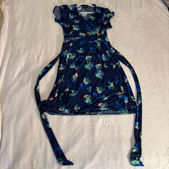 Donna Morgan Women's Plus Size Stretch Floral Cottage Spring Faux Wrap Dress 18W - Picture 7 of 16